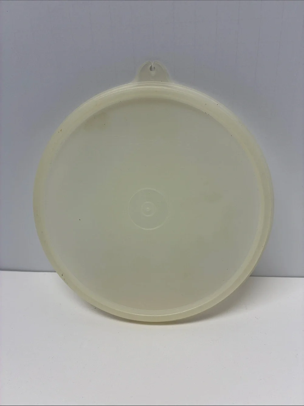 Vintage Tupperware 227-28 Replacement Round Seal Lid 6 Inch White Container Lid